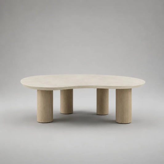 Tavolo organico in legno beige chiaro con quattro piedi cilindrici, 120 × 60 × 40 cm