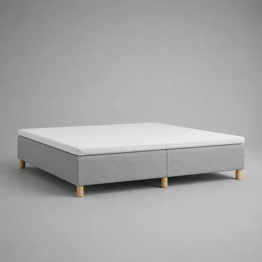 Letto matrimoniale in tessuto con letto imbottito in 2 parti e materasso in schiuma, grigio chiaro, 160 × 200 cm